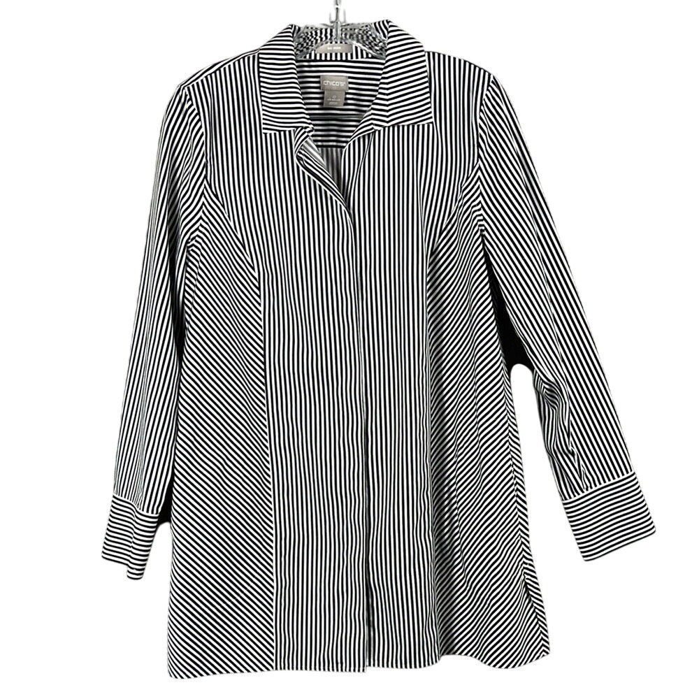 Chico's Long Sleeve Hidden Button Blouse Womens Size 0 (small) Blk White Stripes